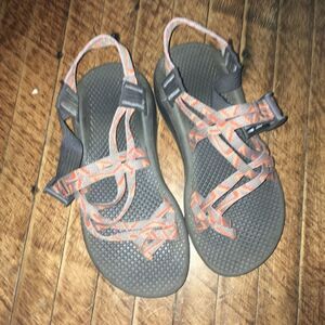 Chaco strappy orange and gray size 5 arch support sandals